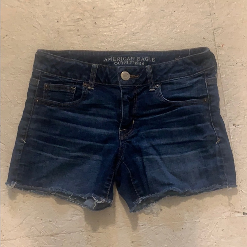 American Eagle midi style shorts